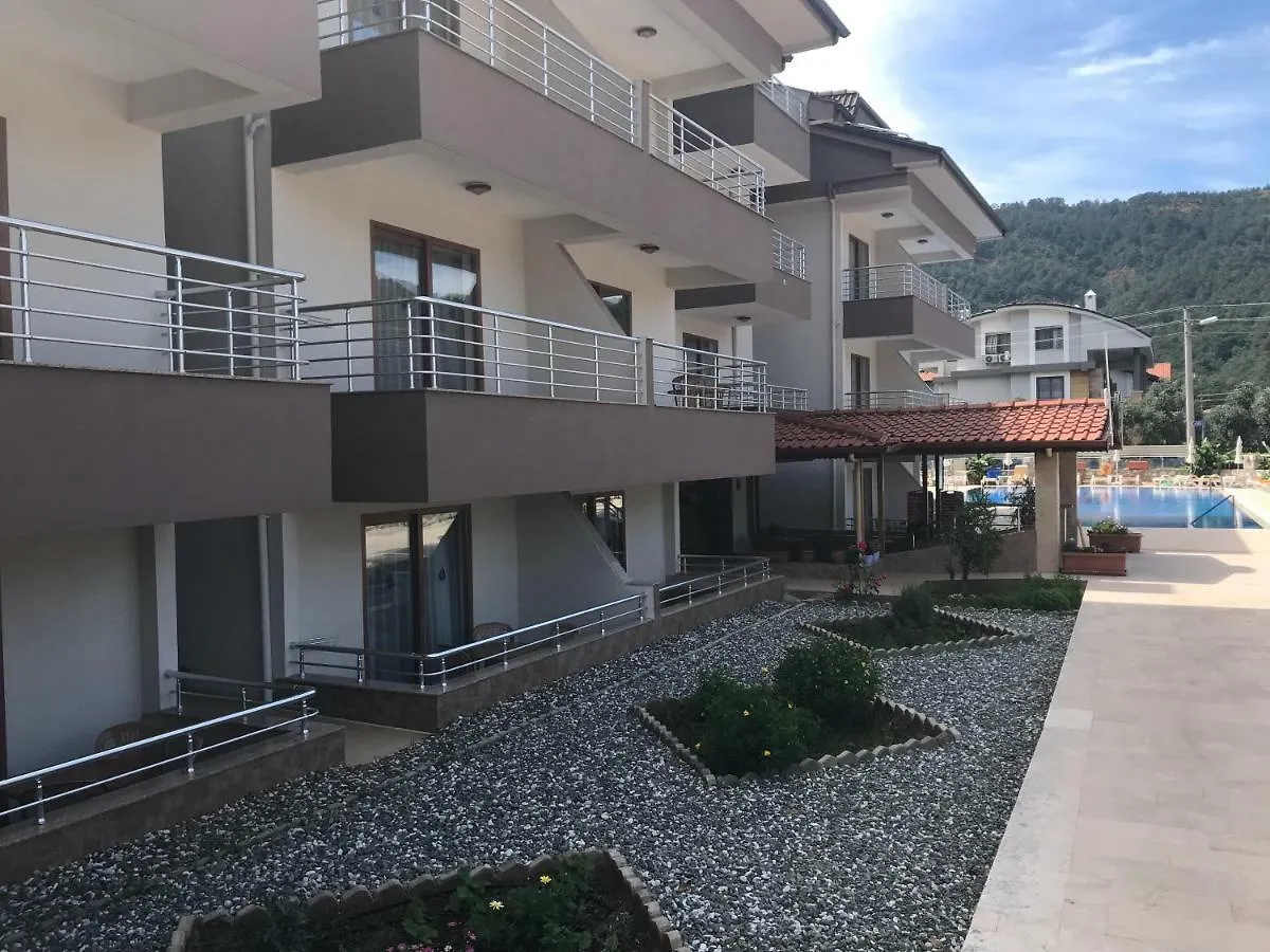 Murat Apart Hotel Icmeler